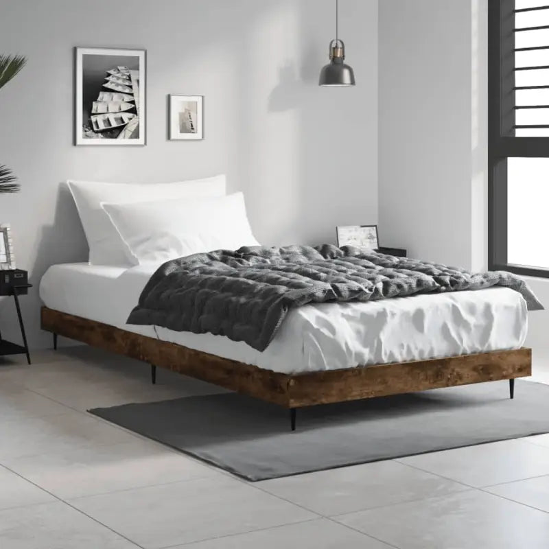 Bedframe met metalen poten en multiplex lattenbodem voor goede nachtrust - Gerookt eiken / 90 x 200 cm - Bedden &