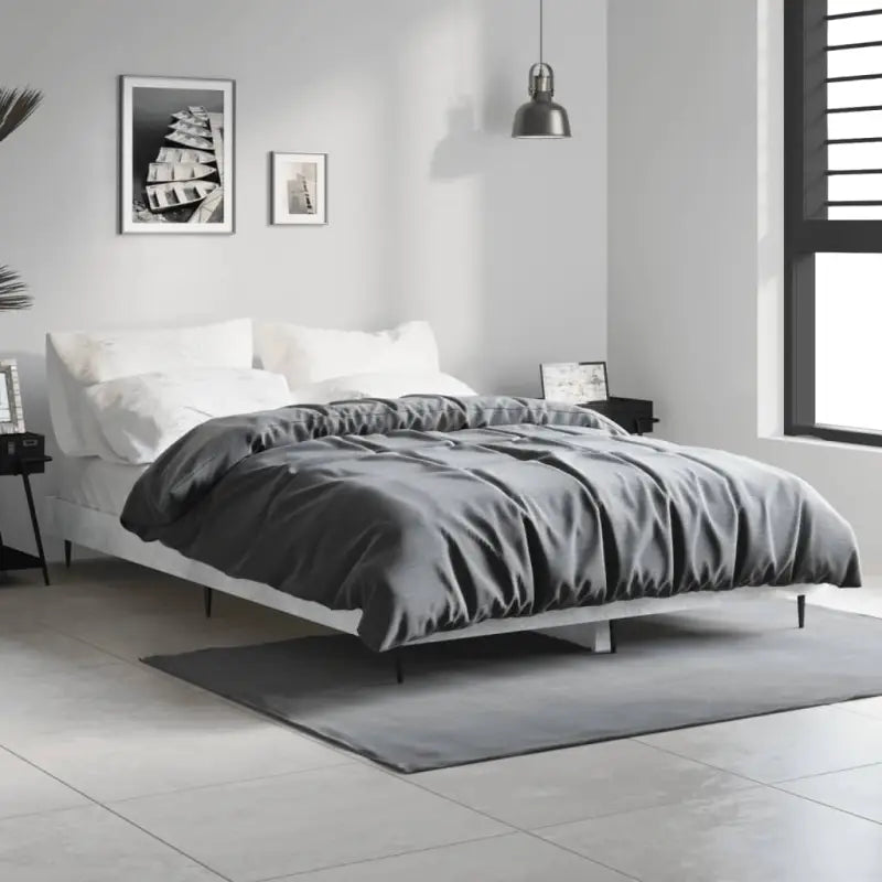 Bedframe met metalen poten en multiplex lattenbodem voor goede nachtrust - Betongrijs / 120 x 190 cm - Bedden &