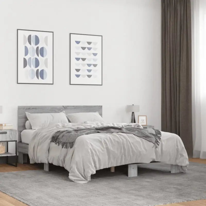 Bedframe met multiplex lattenbodem en bewerkt hout voor een goede nachtrust - Grijs sonoma / 135 x 190 cm - Bedden &