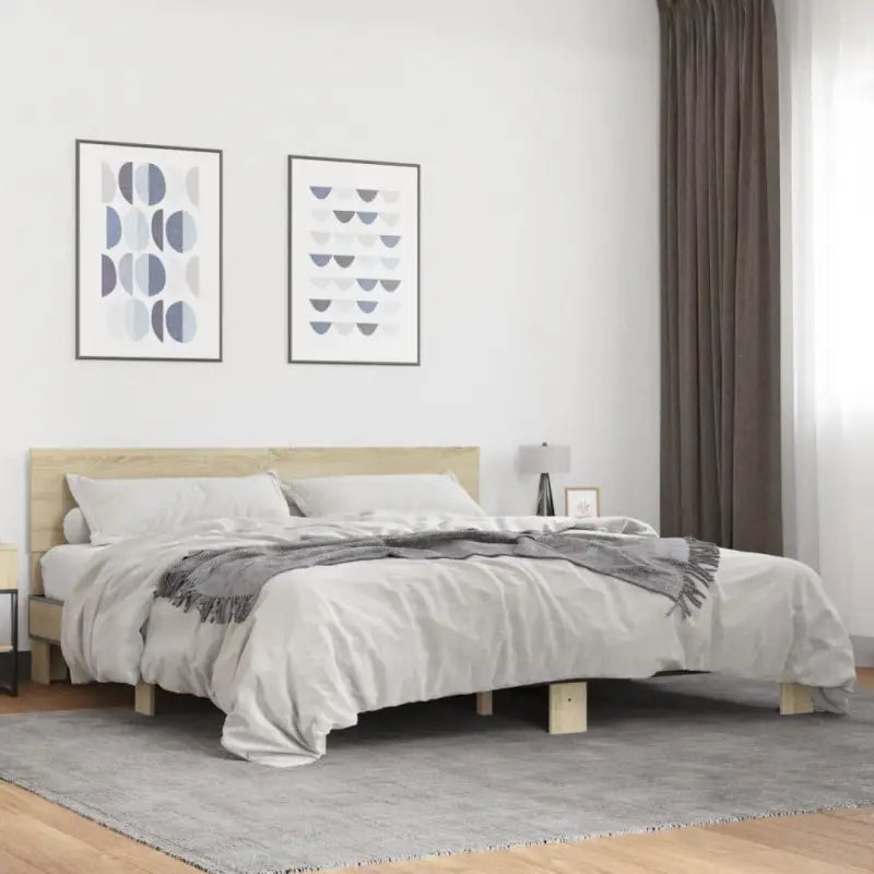 Bedframe met multiplex lattenbodem en bewerkt hout voor een goede nachtrust - Sonoma eiken / 200 x 200 cm - Bedden &