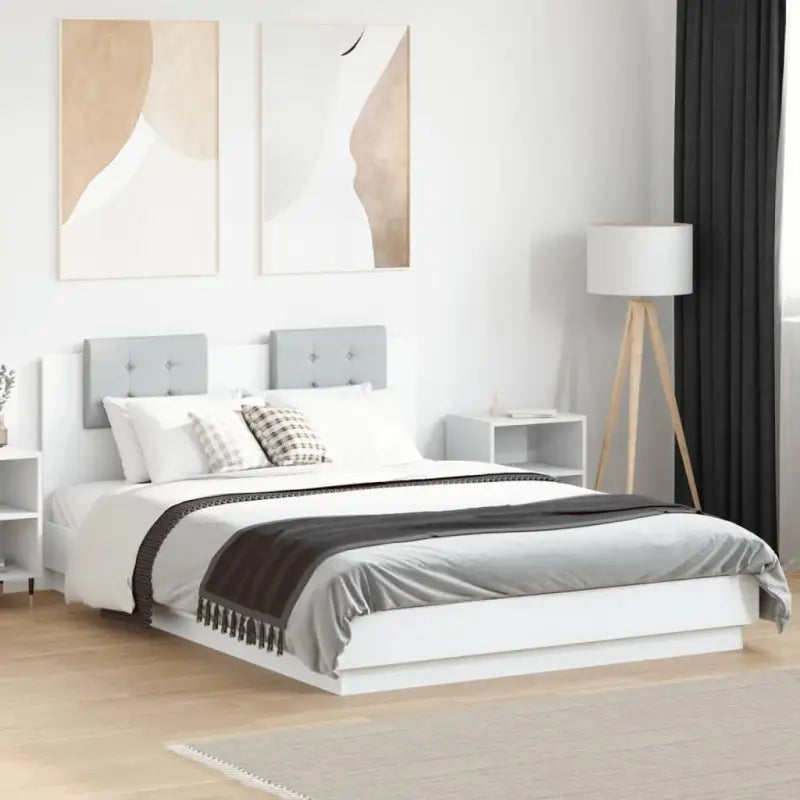 Bedframe met rgb led-verlichting en hoofdeinde voor een stijlvolle slaapkamer - Wit / 150 x 200 cm - Bedden & bedframes
