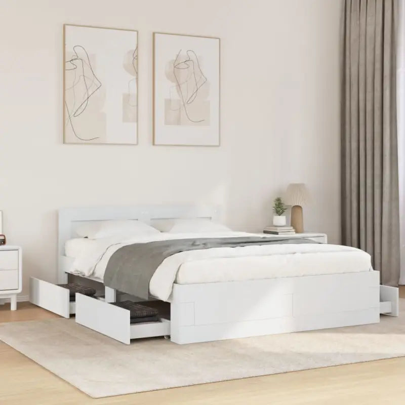 Bedframe van bewerkt hout voor een comfortabele slaapkamer - Wit / 135 x 190 cm - Bedden & bedframes
