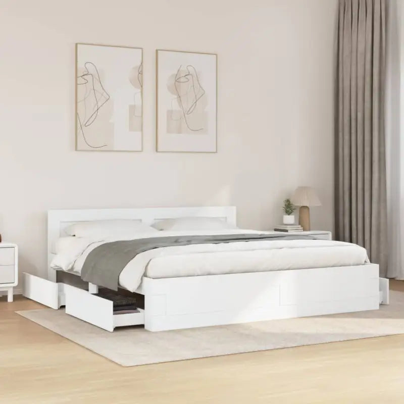 Bedframe van bewerkt hout voor een comfortabele slaapkamer - Wit / 200 x 200 cm - Bedden & bedframes