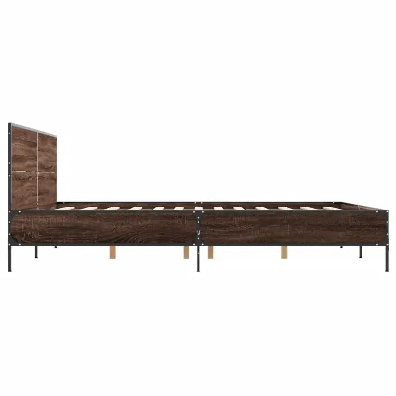 Bedframe van bewerkt hout voor een stabiele en duurzame slaapruimte - Bedden & bedframes