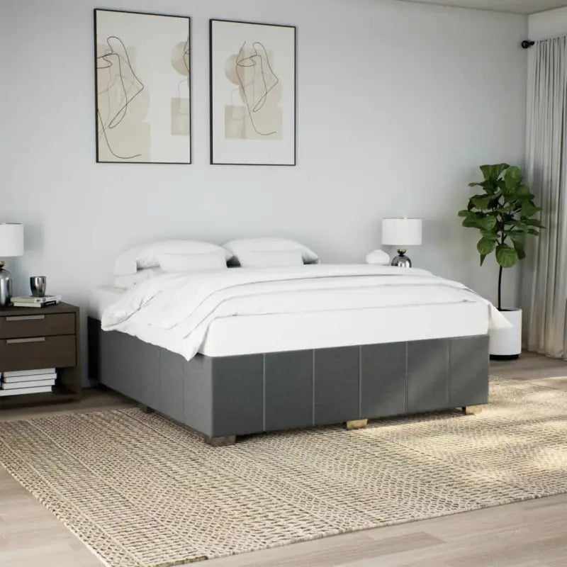Bedframe van massief grenenhout met ademend vermogen en zacht polyesterweefsel - Donkergrijs / 200 x 200 cm - Bedden &