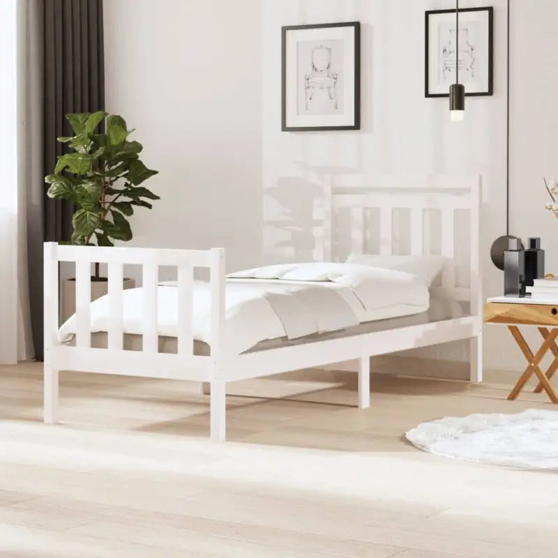 Bedframe van massief grenenhout met tijdloos ontwerp voor de slaapkamer - Bedden & bedframes