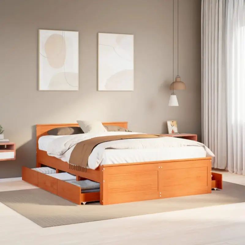 Bedframe van massief grenenhout voor een stabiele nachtrust - Wasbruin / 160 x 200 cm - Bedden & bedframes