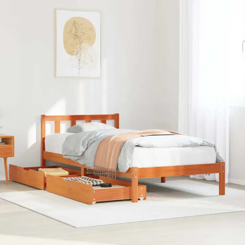 Bedframe van massief grenenhout voor een stabiele nachtrust - Wasbruin / 100 x 200 cm - Bedden & bedframes