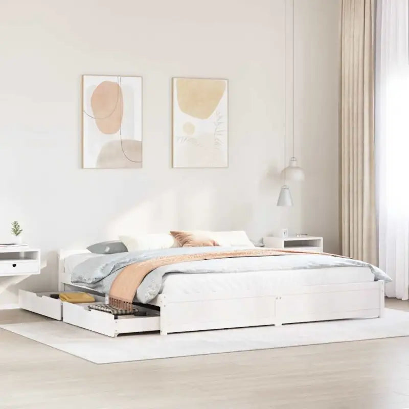 Bedframe van massief grenenhout voor een stevige en duurzame slaapruimte - Wit / 160 x 200 cm - Bedden & bedframes