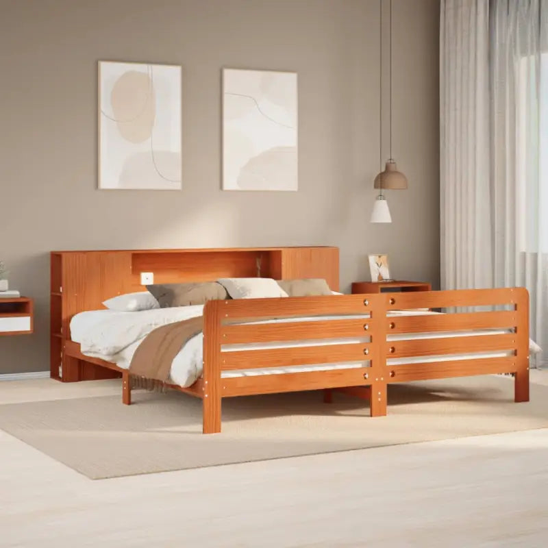 Bedframe van massief grenenhout voor een stevige en duurzame slaapplaats - Wasbruin / 200 x 200 cm - Bedden & bedframes