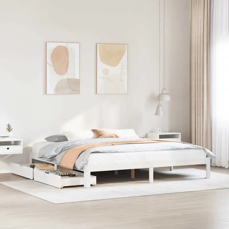Bedframe van massief grenenhout voor een stevige en duurzame slaapkamer - Wit / 200 x 200 cm - Bedden & bedframes