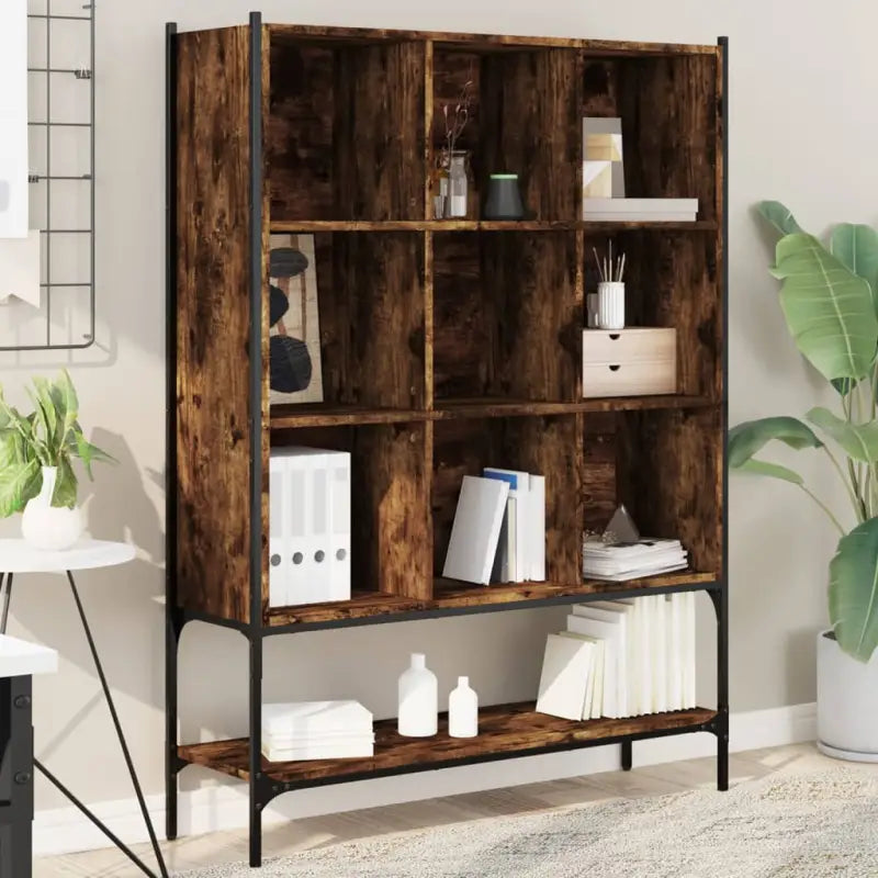 Boekenkast met bewerkt hout en stevige constructie voor je interieur - Boekenkasten