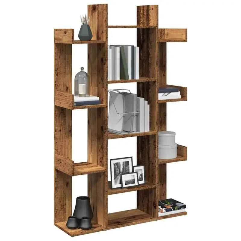Boekenkasten in bewerkt hout met ruime vakken voor boeken en decoratie