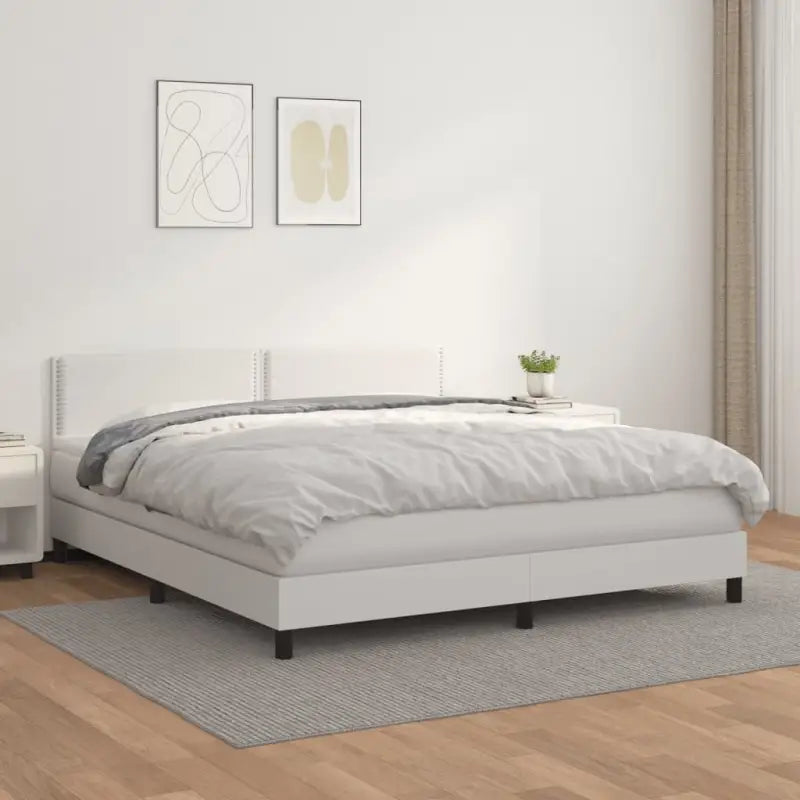 Boxspringbed met grijs materiaal en schuim afmetingen voor optimale rust - Wit / 180 x 200 cm / Effen met spijkers