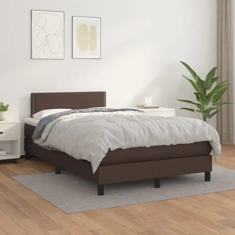 Boxspringbed met grijs materiaal en schuim afmetingen voor optimale rust - Bruin / 120 x 200 cm / Effen met spijkers