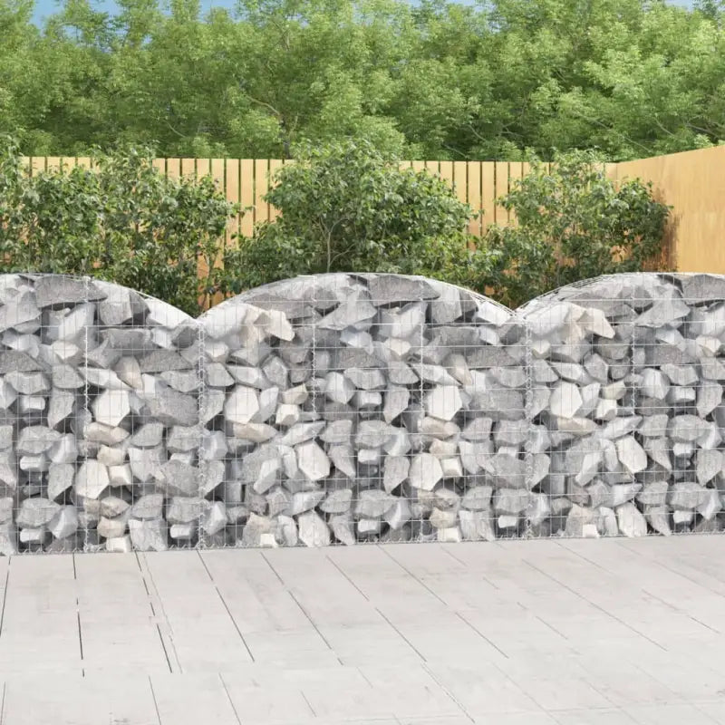 Decoratieve tuinbarrière van gegalvaniseerd ijzer met versterkte schanskorfhaken - 150 x 50 x 100/120 cm / 1