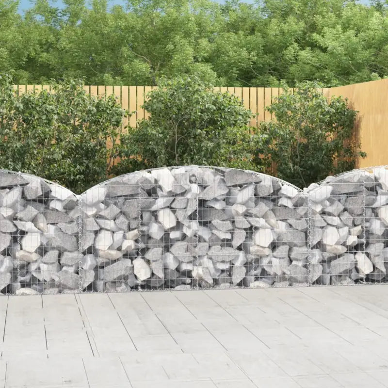 Decoratieve tuinbarrière van gegalvaniseerd ijzer met versterkte schanskorfhaken - 200 x 30 x 80/100 cm / 1