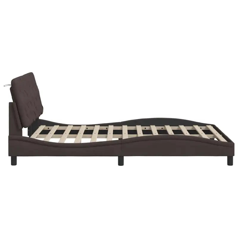 Donkerbruin bedframe met ademend vermogen en comfortabel polyesterstof - Bedden & bedframes