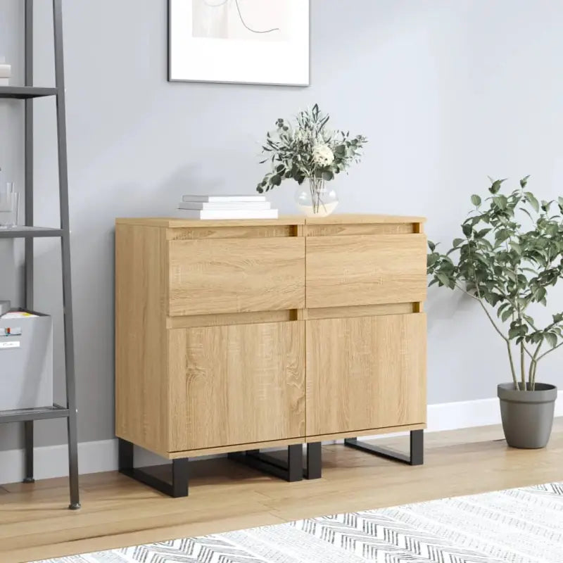 Dressoirs van bewerkt hout met ijzeren poten voor een tijdloze uitstraling - Dressoirs & buffetkasten