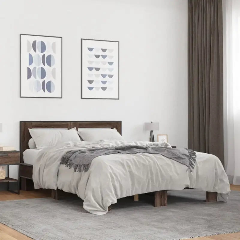 Duurzaam bedframe met bewerkt hout en multiplex lattenbodem - bruin eikenkleur / 140 x 190 cm - Bedden & bedframes