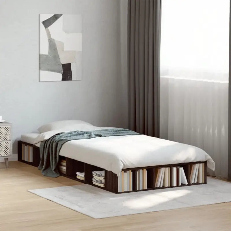 Duurzaam bedframe van bewerkt hout voor een comfortabele slaapkamer - bruin eikenkleur / 75 x 190 cm - Bedden &