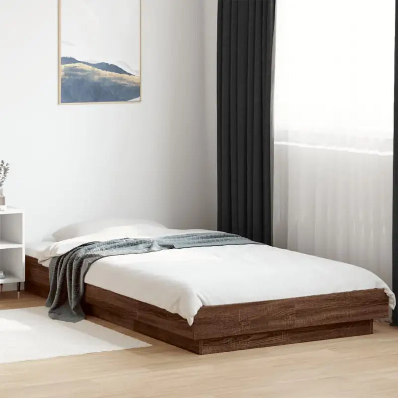 Duurzaam bedframe van bewerkt hout voor een goede nachtrust - Bruin / 90 x 190 cm - Bedden & bedframes