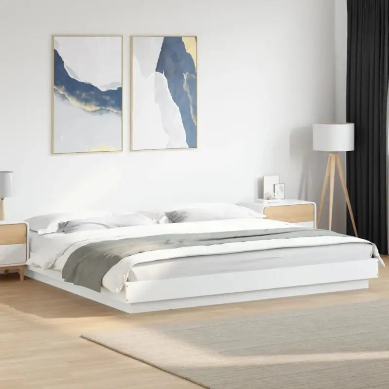 Duurzaam bedframe van bewerkt hout voor een goede nachtrust - Wit / 180 x 200 cm - Bedden & bedframes
