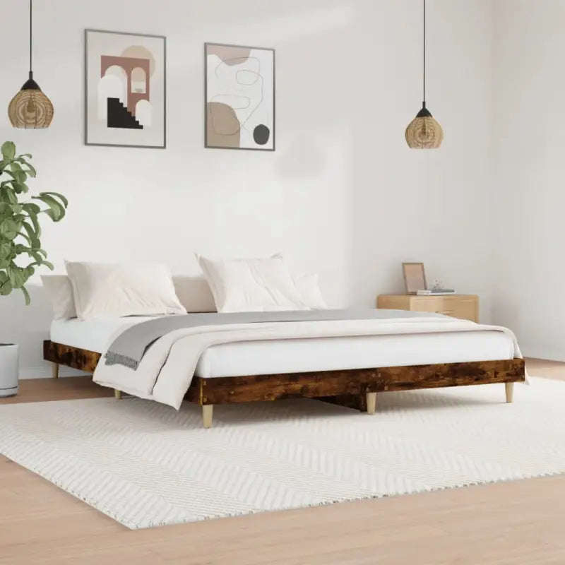 Duurzaam bewerkt hout bedframe met multiplex lattenbodem voor rust - Gerookt eiken / 200 x 200 cm - Bedden & bedframes