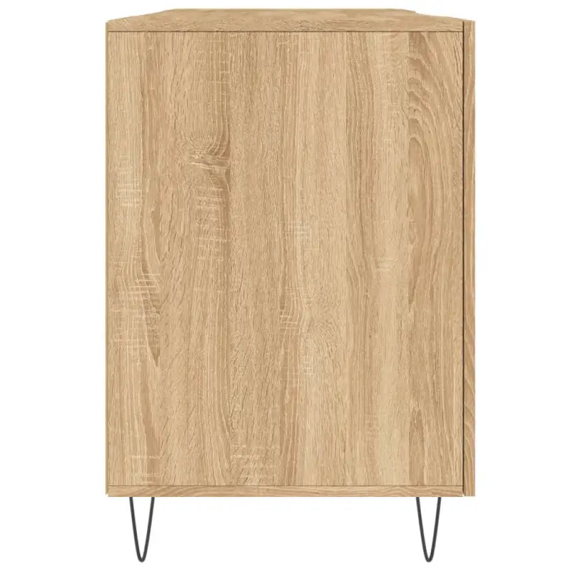 Eenvoudig bureau van bewerkt hout voor een elegante werkruimte - Bureaus