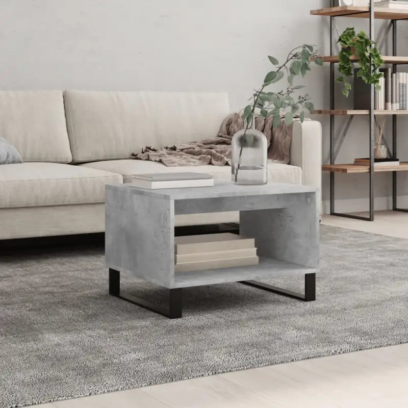 Eiken salontafel met ijzeren poten en bewerkt hout voor stijlvolle ruimtes - Betongrijs / 1 - Salontafels