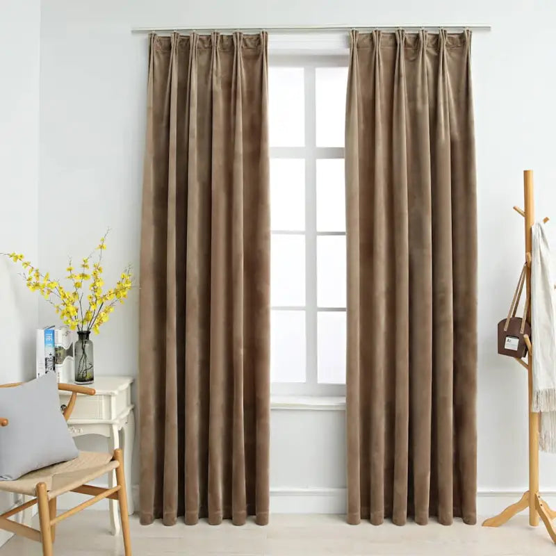 Elegante fluwelen gordijnen met metalen haken en snelle levering bevat - Beige / 140 x 175 cm / 2 - Gordijnen & vitrages