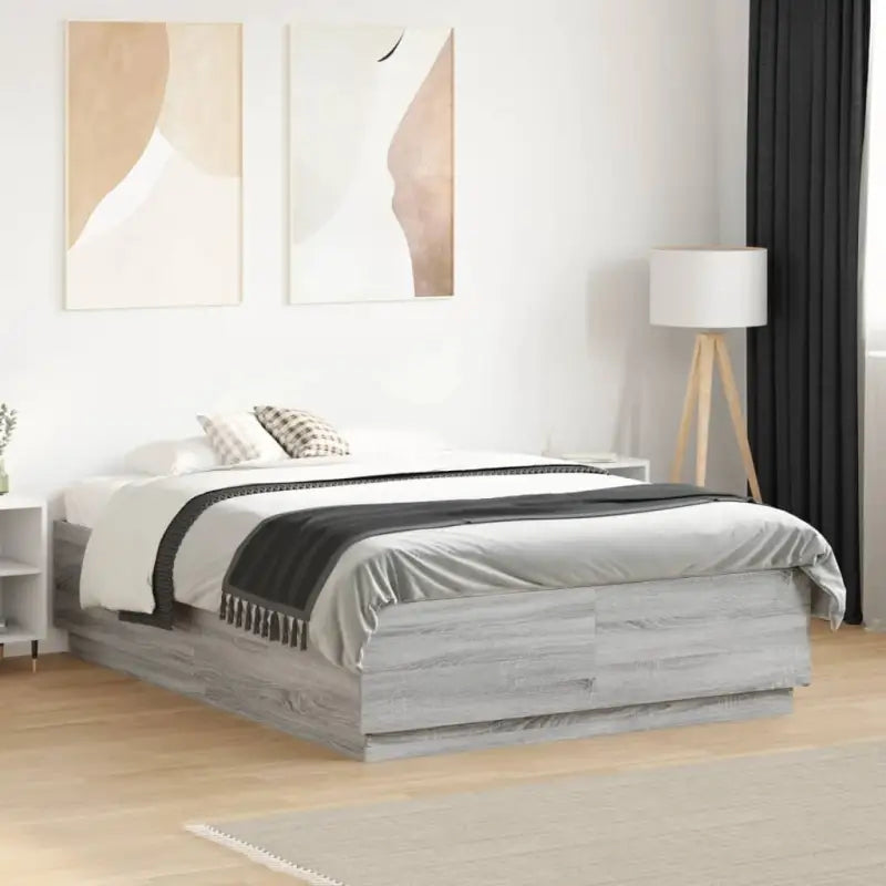 Grijs Sonoma bedframe van bewerkt hout voor een goede nachtrust - Grijs sonoma / 140 x 190 cm - Bedden & bedframes