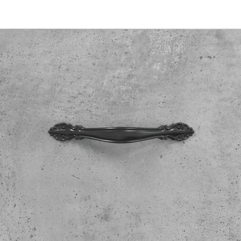 Hoge kast van bewerkt hout met duurzame charme - Dressoirs & buffetkasten