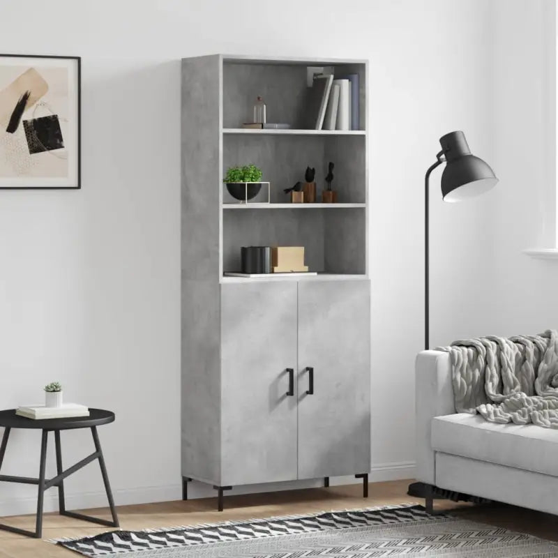Hoge kast van bewerkt hout met duurzame charme en unieke stijl - Betongrijs / 1 / 2 deuren - Dressoirs & buffetkasten