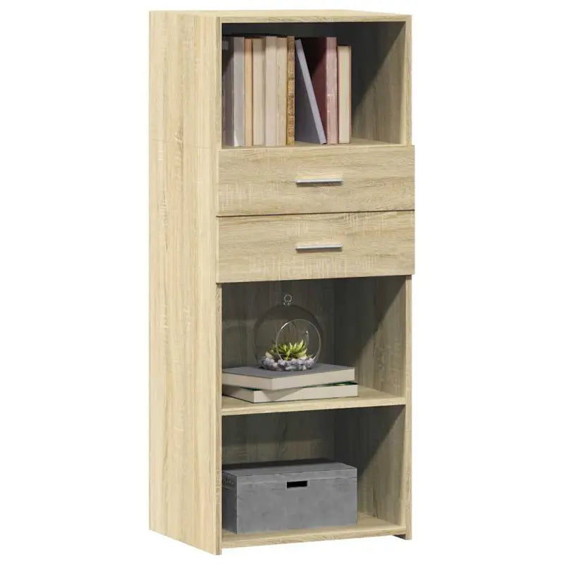 Hoge kast van bewerkt hout voor een stijlvolle inrichting - Dressoirs & buffetkasten