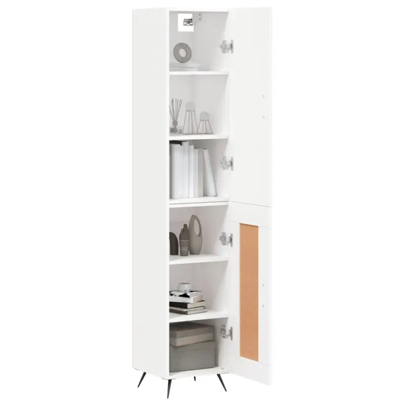 Hoge kast van bewerkt hout voor een trendy en duurzame interieurstijl - Dressoirs & buffetkasten
