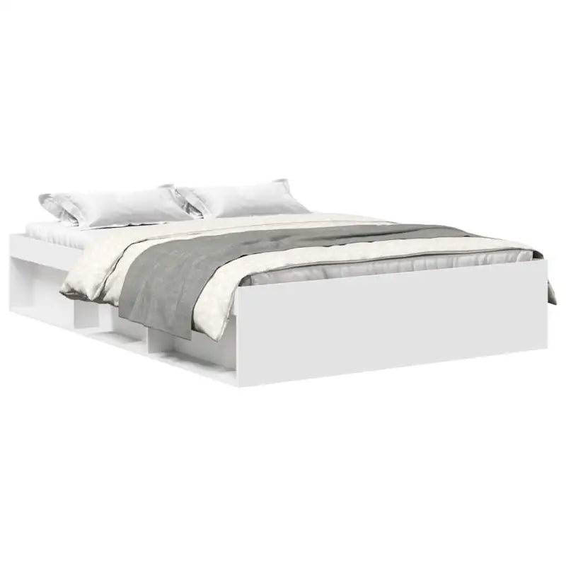 Houten bedframe met multiplex lattenbodem voor een moderne slaapkamer - Bedden & bedframes