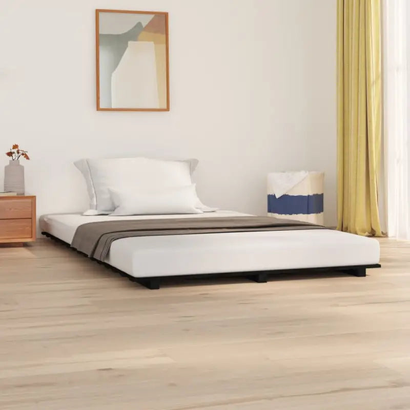 Houten bedframe van massief grenenhout voor een goede nachtrust - Zwart / 140 x 190 cm - Bedden & bedframes