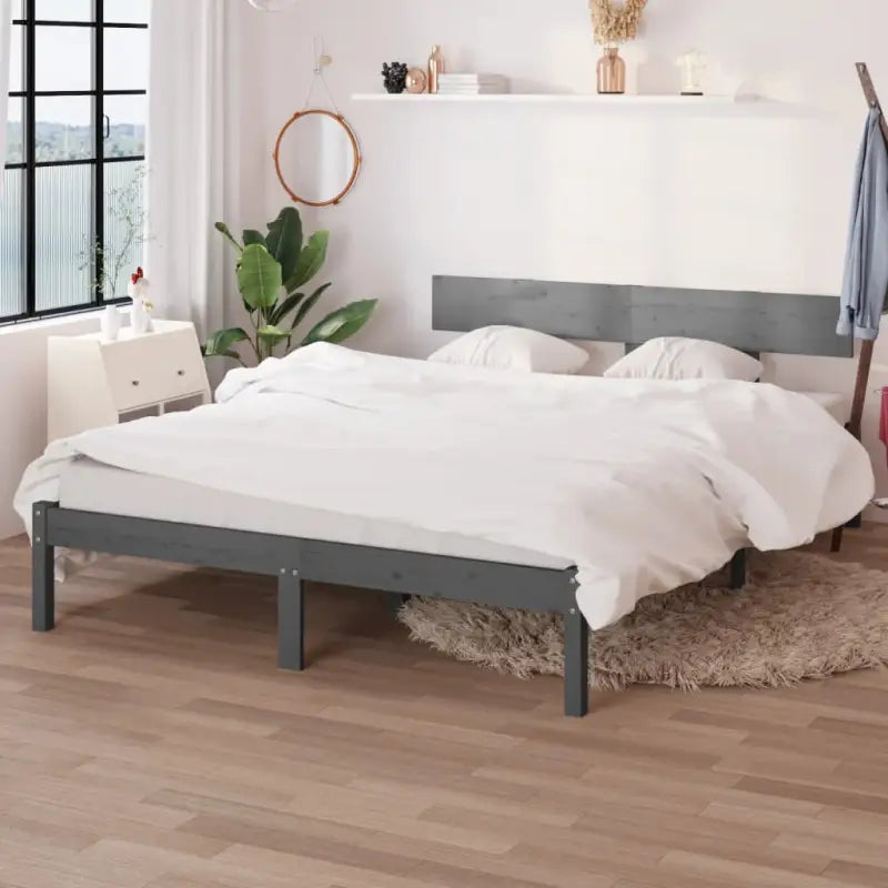 Houten bedframe van massief grenenhout voor een moderne slaapkamer - Grijs / 160 x 200 cm - Bedden & bedframes