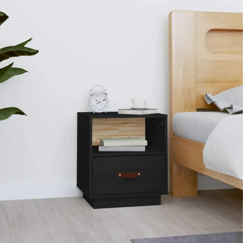 Houten nachtkastje van massief grenenhout voor decoratieve spullen - Zwart / 1 - Nachtkastjes