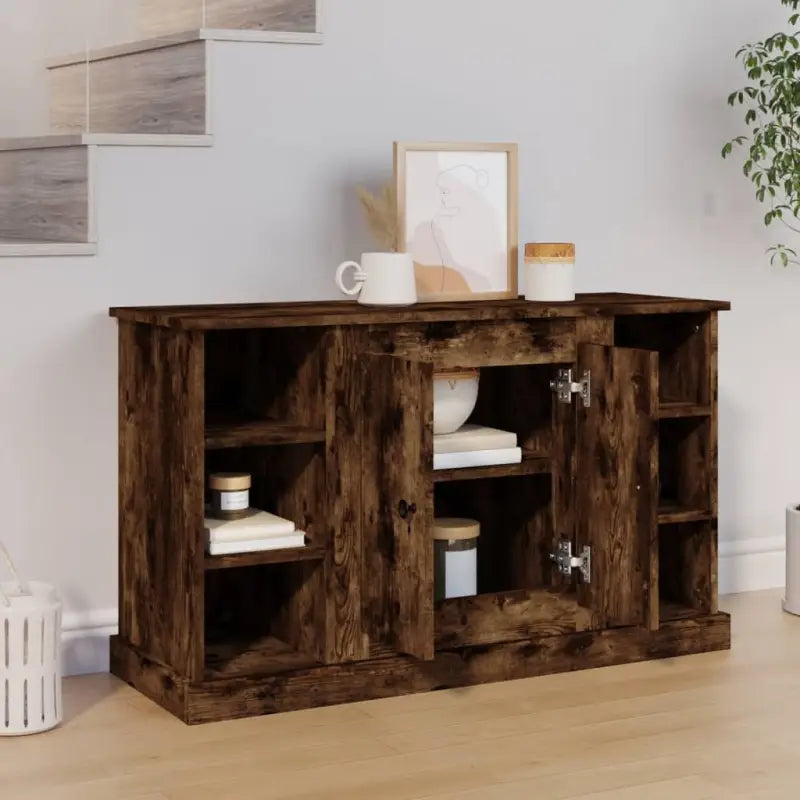 Klassiek Dressoir van Bewekt Hout met Tijdloze Uitstraling - Dressoirs & buffetkasten
