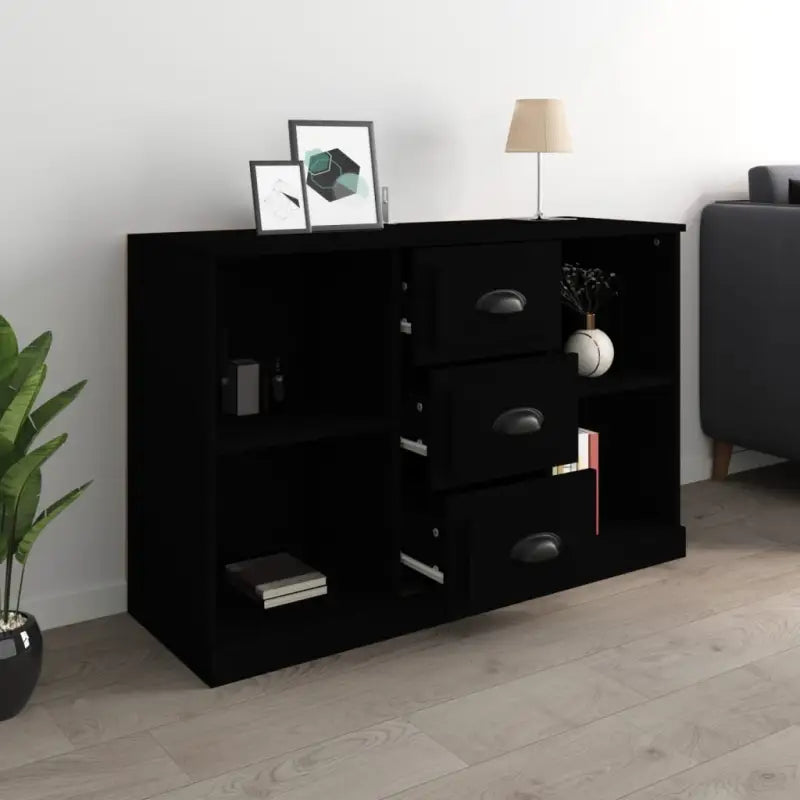 Klassiek dressoir van bewerkt hout met een tijdloze uitstraling - Dressoirs & buffetkasten