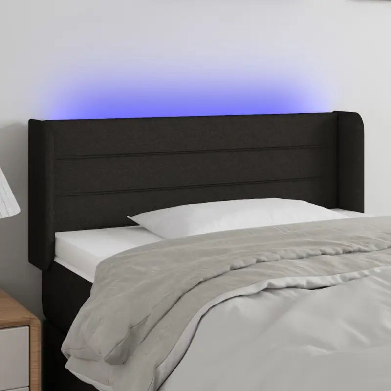 Klassiek LED Hoofdbord 147x16x118 voor een moderne slaapkamer uitstraling - Zwart / 93 x 16 x 78/88 cm / 1