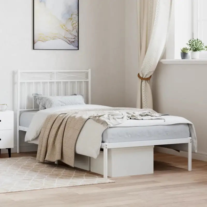 Klassiek metalen bedframe met extra opbergruimte en metalen latten - Wit / 90 x 190 cm / met hoofdbord - Bedden &