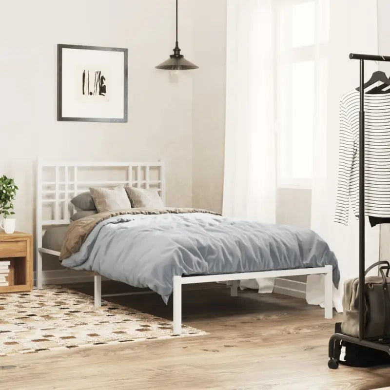 Klassiek metalen bedframe met extra opbergruimte en metalen latten - Wit / 90 x 190 cm / met hoofdbord - Bedden &