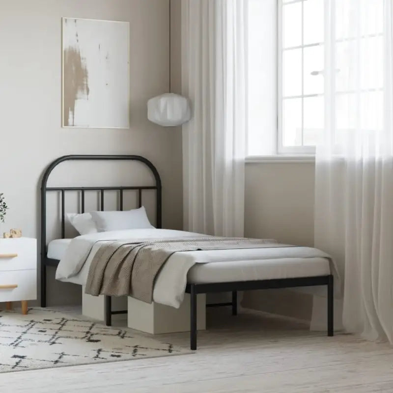 Klassiek metalen bedframe met extra opbergruimte en metalen latten - Zwart / 90 x 190 cm / met hoofdbord - Bedden &