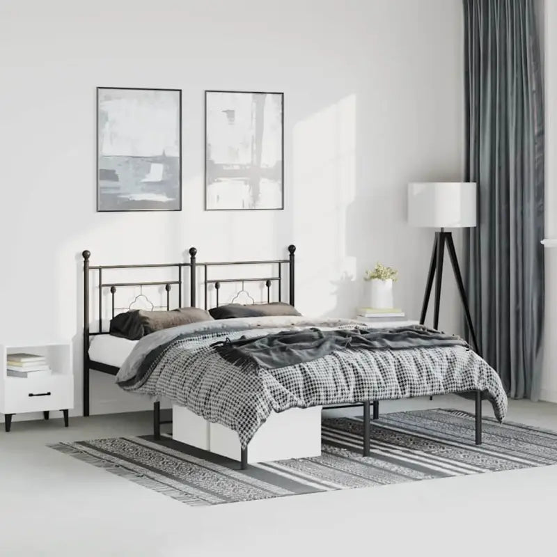 Klassiek metalen bedframe met extra opbergruimte en metalen latten - Zwart / 150 x 200 cm / met hoofdbord - Bedden &