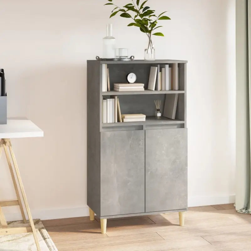 Klassieke dressoir met bewerkt hout en houten poten voor een stijlvolle inrichting - Betongrijs / 1 - Dressoirs &