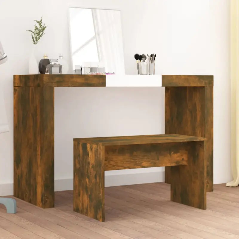 Klassieke toilettafelkruk van bewerkt hout voor een stijlvolle uitstraling - Toilettafelkrukjes