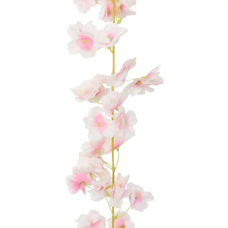 Kransen en slingers met bloemen voor een romantische feestdecoratie - Kransen en slingers